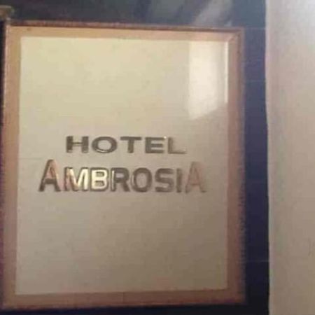 Hotel Ambrosia Kalyān Εξωτερικό φωτογραφία